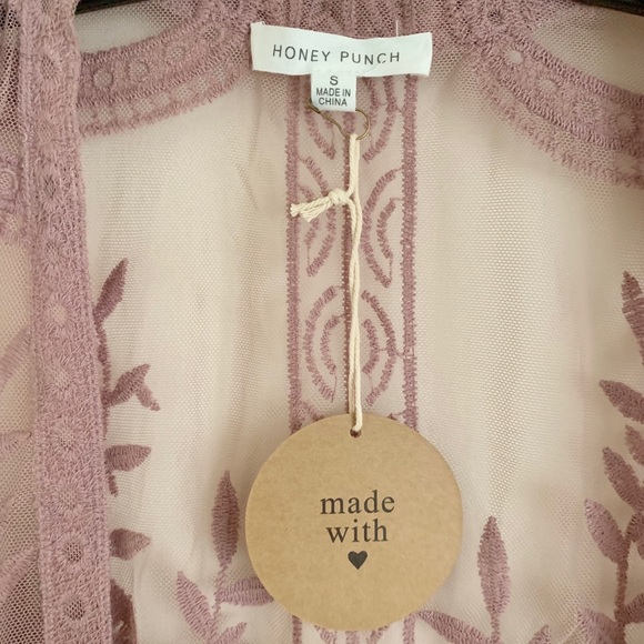 1 LEFT💕NWT Honey Punch Lace Duster Cardi Cover Up - Picture 3 of 3
